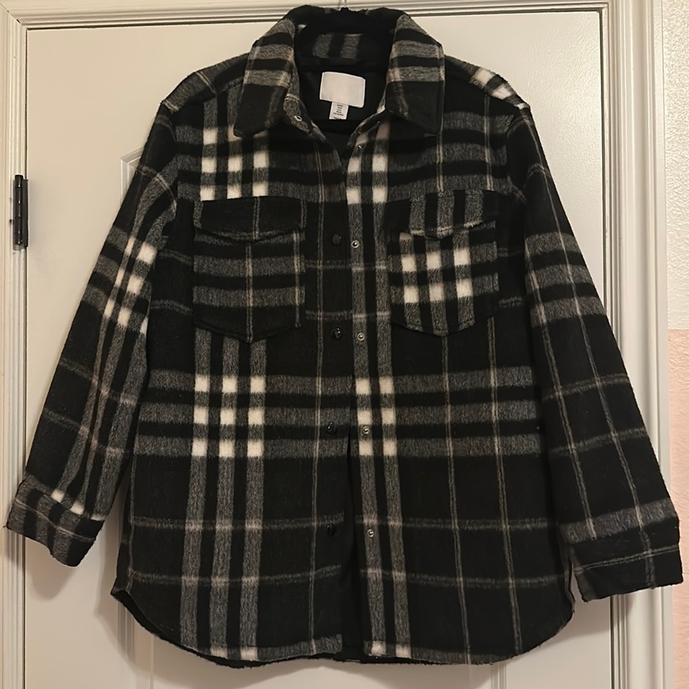 Oversized cozy plaid jacket